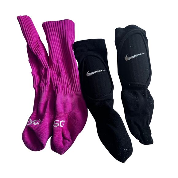 Nike & DSG Soccer Socks and Shin Guards Bundle Size small - Picture 1 of 6